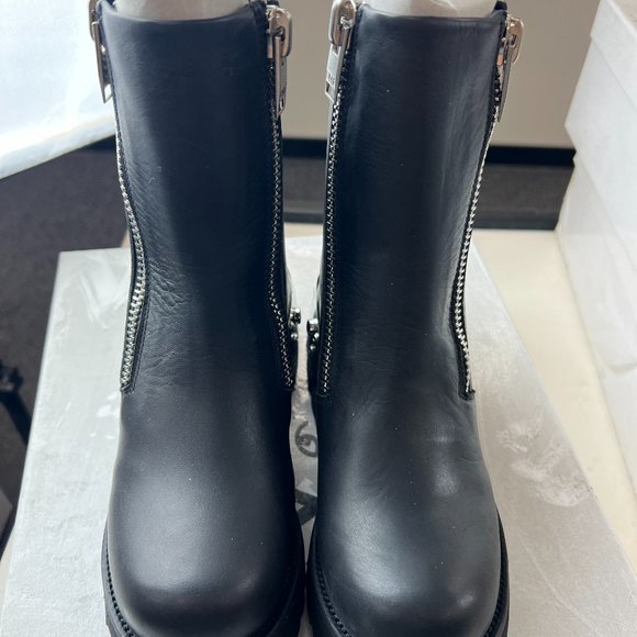 NIB UNIF "So Called" Boot. - Picture 3 of 7